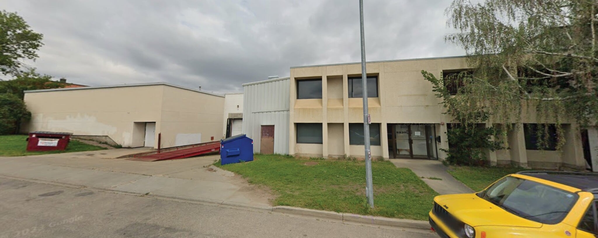 9930 78th Ave NW, Edmonton, AB à louer Photo de l’immeuble– Image 1 sur 4