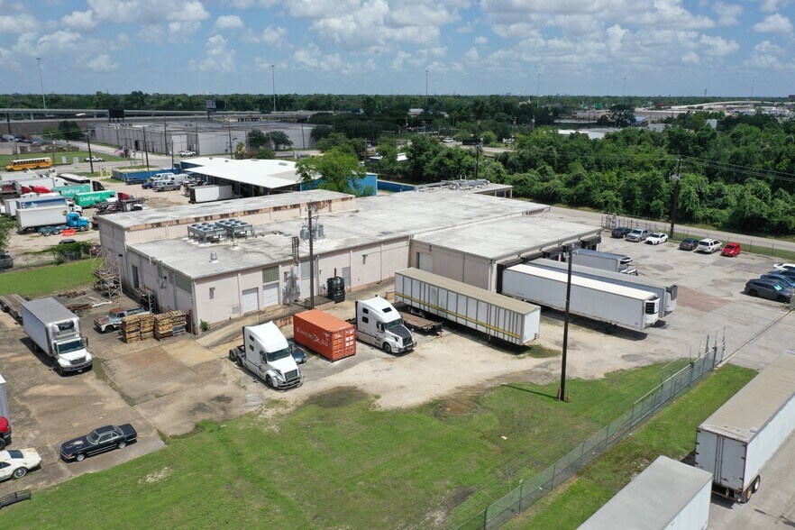 2701 Porter St, Houston, TX à vendre - Photo de l’immeuble – Image 3 sur 3
