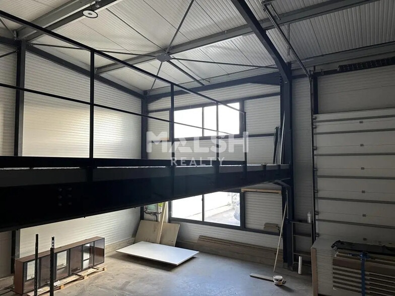 Local d’activités dans Saint-Jean-de-Bournay à louer - Photo intérieure – Image 3 sur 8