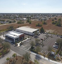 924 NE Pine Island Rd, Cape Coral, FL - Vue aérienne  vue de carte - Image1