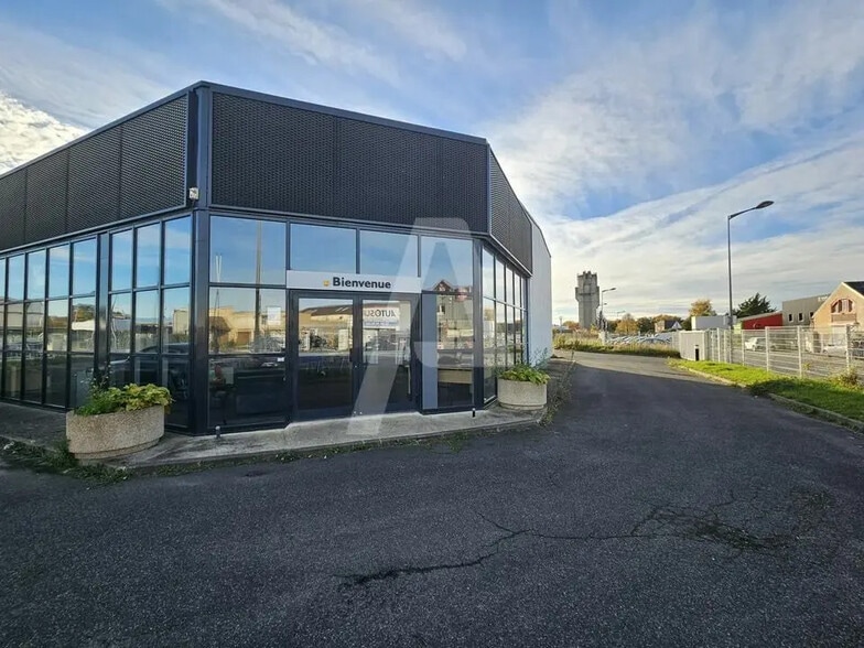 Local commercial dans Milly-la-Forêt à vendre - Photo de l’immeuble – Image 1 sur 9