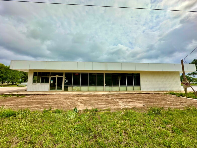 15830 Freeway, Jersey Village, TX à louer - Photo de l’immeuble – Image 2 sur 3