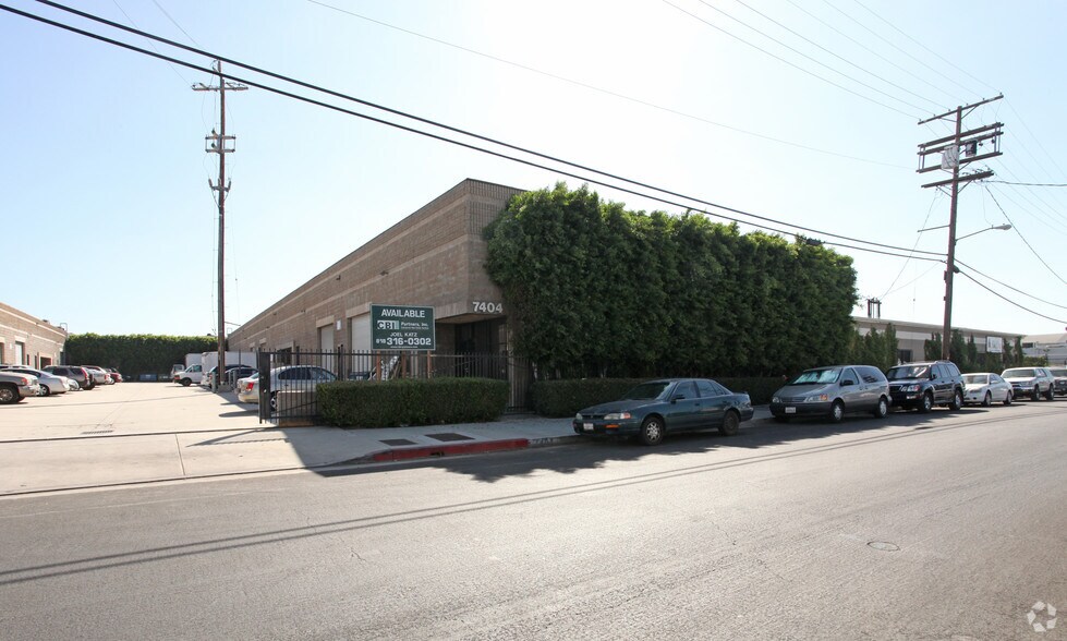7404 Fulton Ave, North Hollywood, CA à louer - Photo principale – Image 1 sur 2
