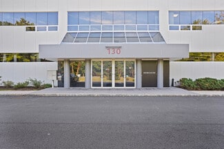 Plus de détails pour 130 Business Park Dr, Armonk, NY - Bureau/Médical à louer