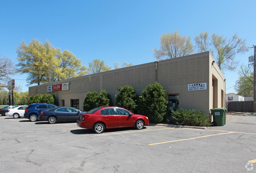 1638 County Highway 10, Minneapolis, MN à louer - Photo principale – Image 1 sur 1