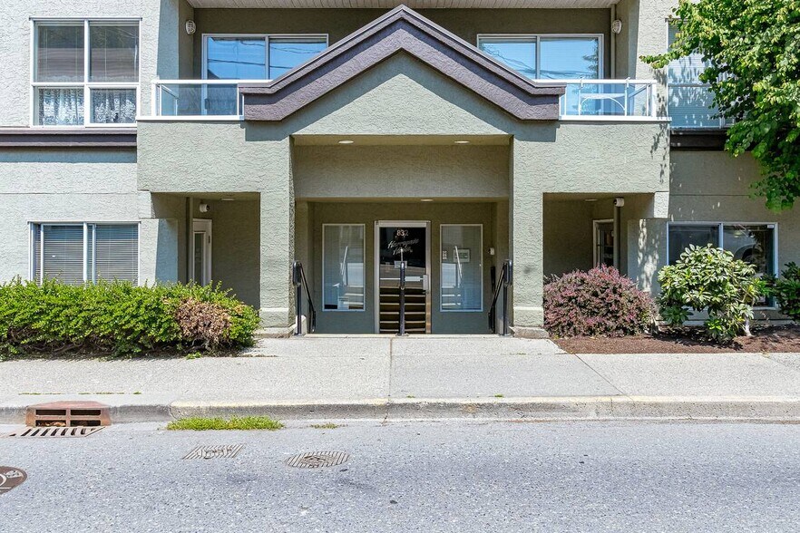 832 Fisgard St, Victoria, BC à vendre - Photo de l’immeuble – Image 3 sur 3