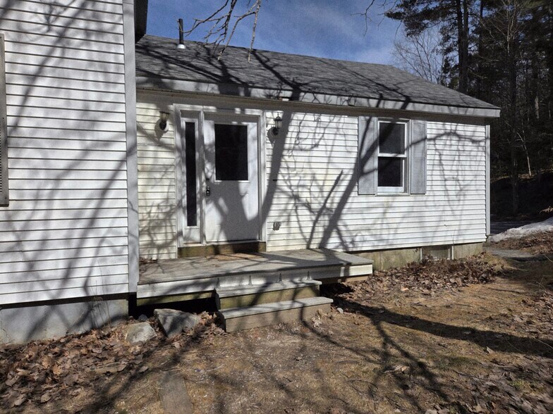 11 Aegis Dr, Bath, ME à vendre - Photo de l’immeuble – Image 2 sur 6