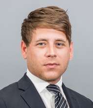 Steven Betzold