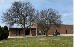 15200 N Commerce Dr, Dearborn, MI à louer - Photo de l’immeuble – Image 3 sur 6