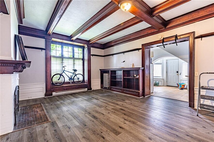 1041 Lake Ave, Rochester, NY à vendre - Photo de l’immeuble – Image 2 sur 30