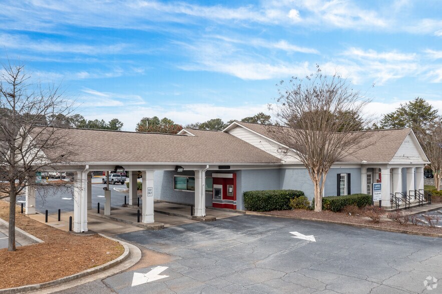 6344 Roswell Rd NE, Sandy Springs, GA à louer - Photo de l’immeuble – Image 3 sur 6