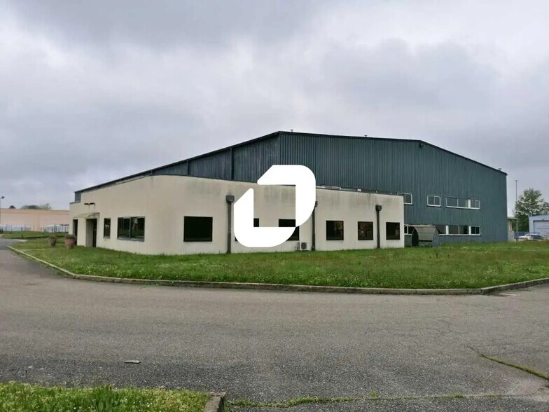 772 Rue De L'Industrie, Saint-André-de-Corcy à louer - Photo de l’immeuble – Image 2 sur 24