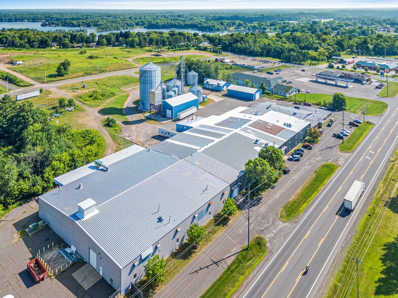 1690 Elm St, Cumberland, WI à vendre - Aérien – Image 2 sur 39