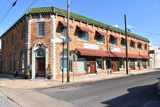 Plus de détails pour 123 W Defee Ave, Baytown, TX - Local commercial à louer