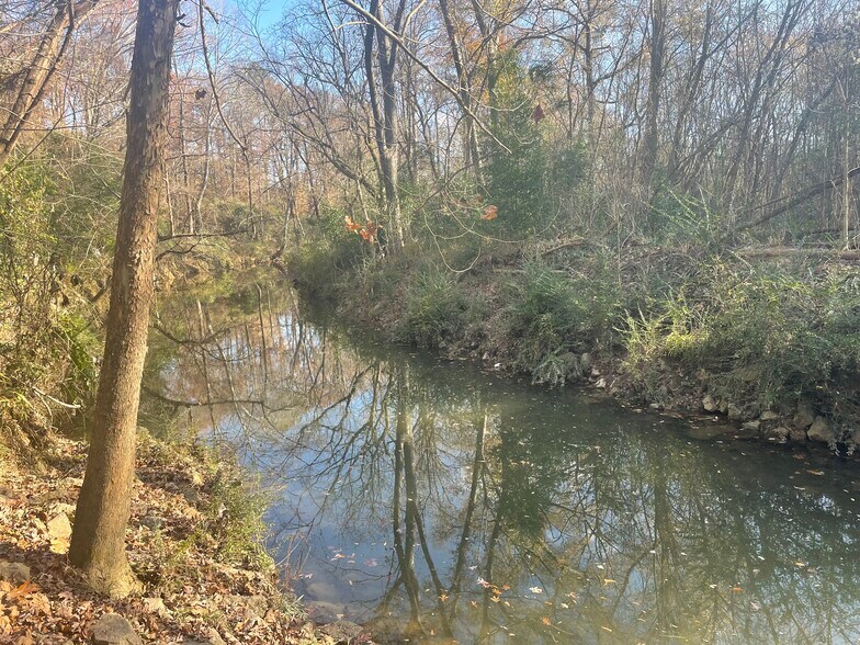 576 Southland Drive, Vestavia, AL à vendre - Photo de l’immeuble – Image 2 sur 5