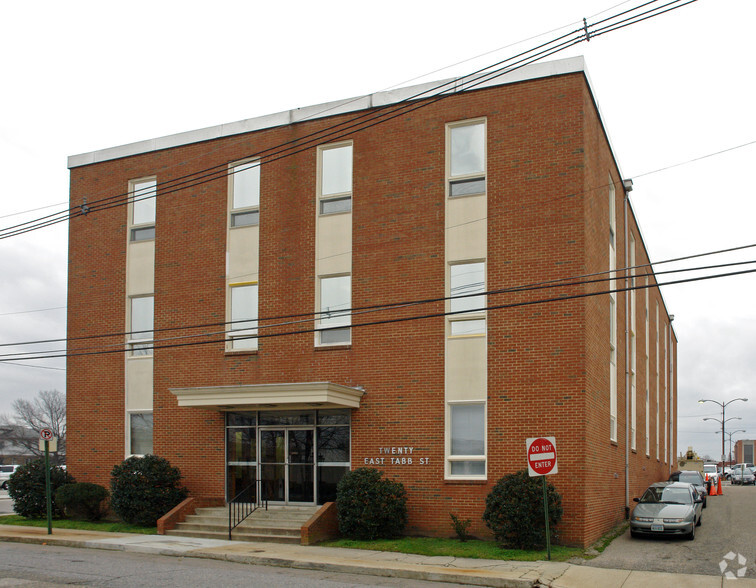20 E Tabb St, Petersburg, VA à louer - Photo de l’immeuble – Image 1 sur 17
