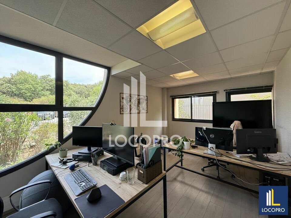 Bureau dans Mouans-Sartoux à vendre Photo de l’immeuble– Image 1 sur 11