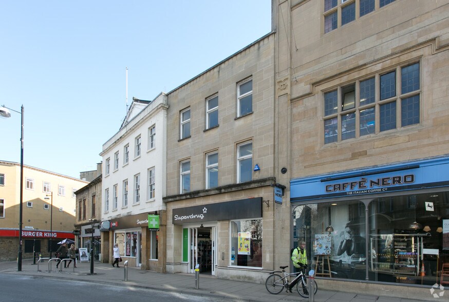 15-16 High St, Yeovil à vendre - Photo principale – Image 1 sur 4