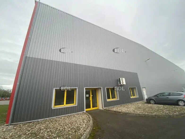 Industriel/Logistique dans Ottmarsheim à louer - Photo de l’immeuble – Image 3 sur 14