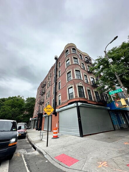 1719 Pitkin Ave, Brooklyn, NY à louer - Photo de l’immeuble – Image 1 sur 10