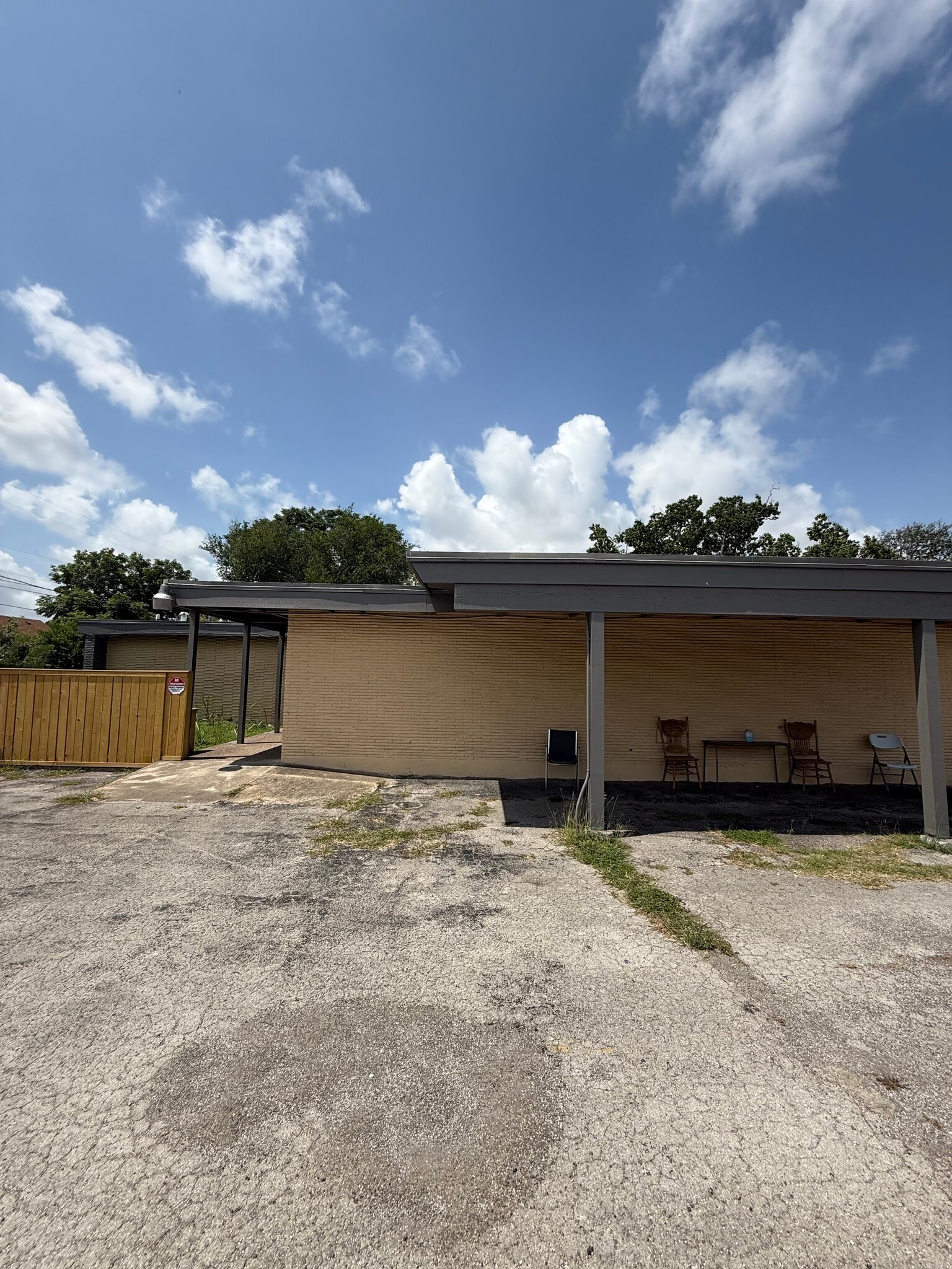 4141 Gollihar Rd, Corpus Christi, TX à louer Photo de l’immeuble– Image 1 sur 22