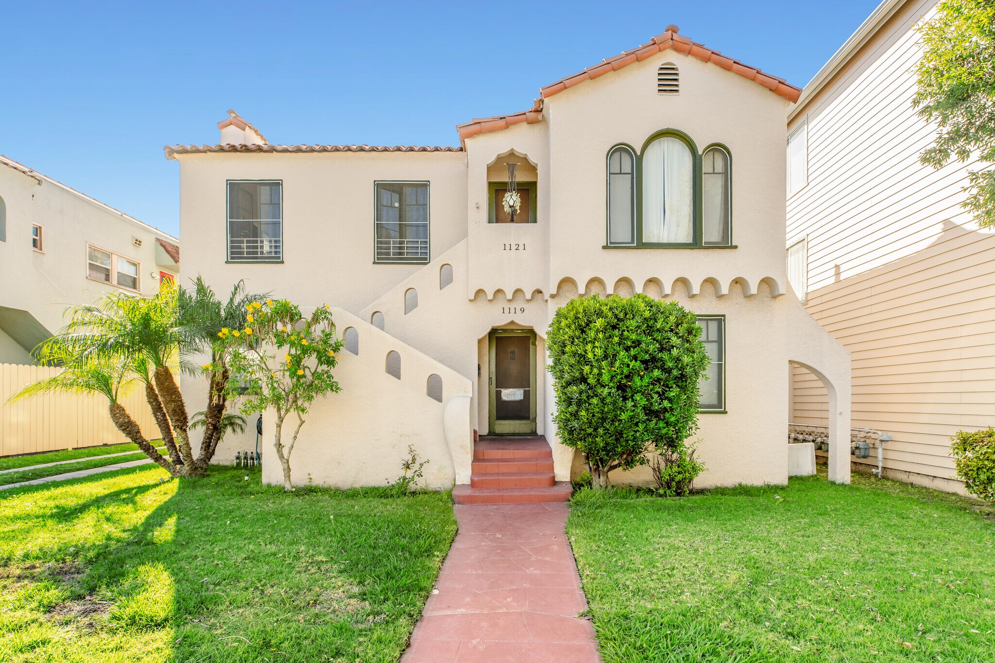 1117 Mira Mar Ave, Long Beach, CA à vendre Photo principale– Image 1 sur 40