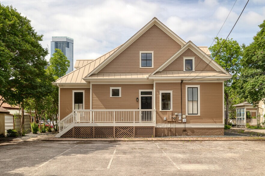 602 W 13th St, Austin, TX à louer - Photo de l’immeuble – Image 3 sur 32