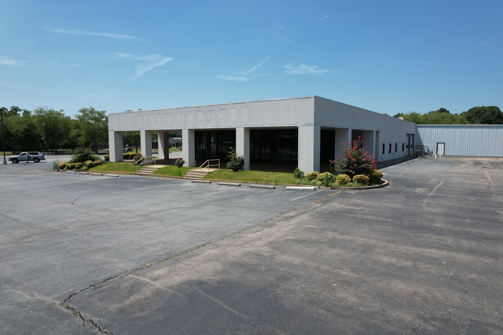 2000 E Race Ave, Searcy, AR à vendre Photo principale– Image 1 sur 22