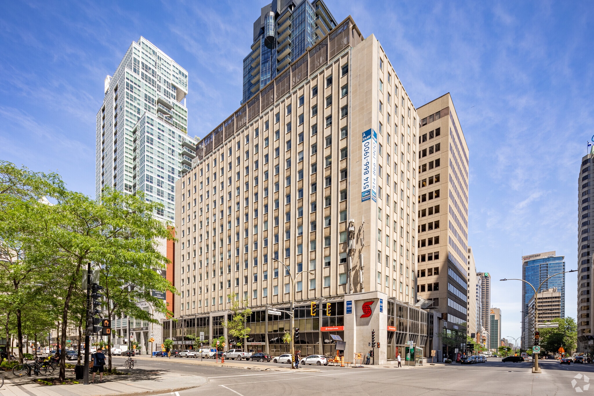 1155-1185 Boul Robert-Bourassa, Montréal, QC à louer Photo principale– Image 1 sur 8