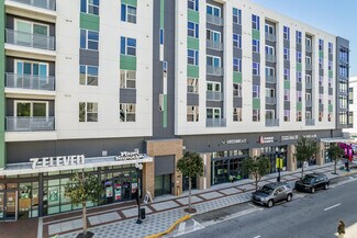 Plus de détails pour 480 N Orange Ave, Orlando, FL - Local commercial à louer