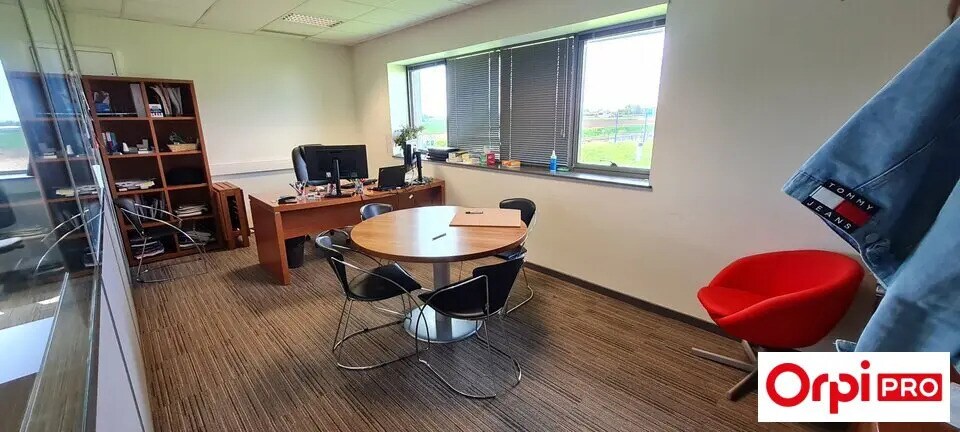 Bureau dans Plérin à louer - Photo de l’immeuble – Image 3 sur 8