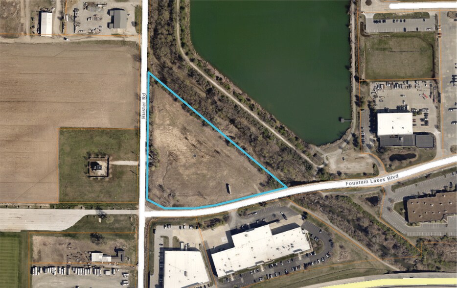700 Fountain Lakes Blvd, Saint Charles, MO à vendre - Photo de l’immeuble – Image 3 sur 7