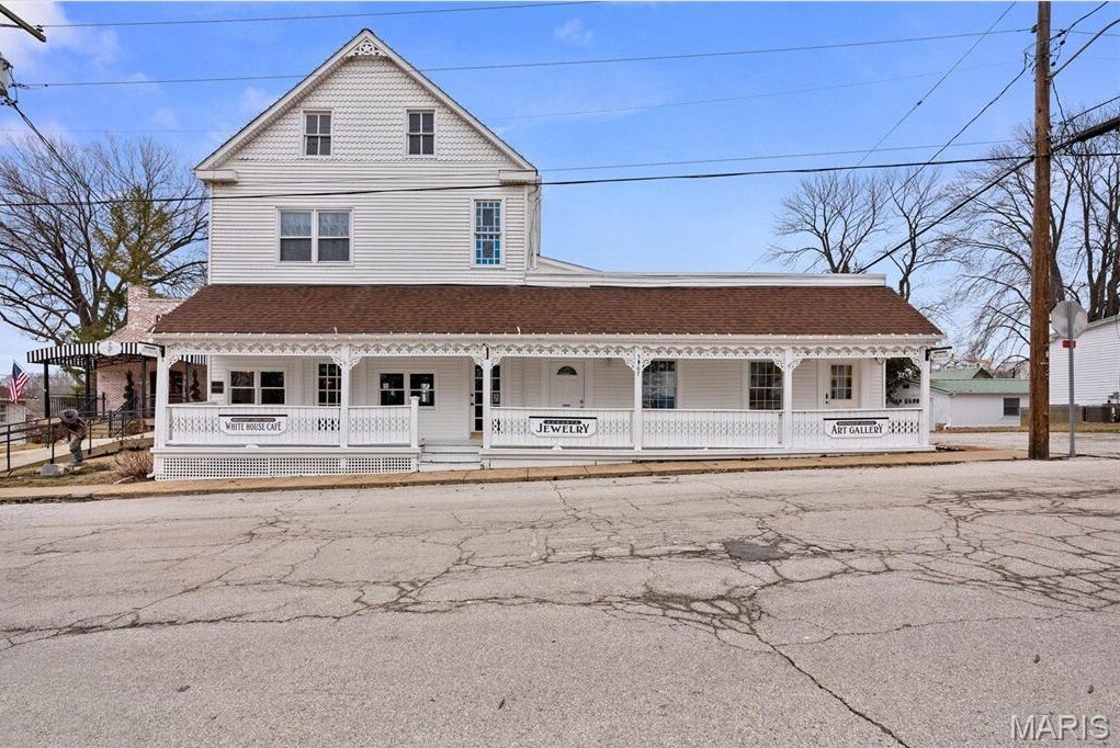 5567 Walnut St, Augusta, MO à vendre Photo principale– Image 1 sur 34
