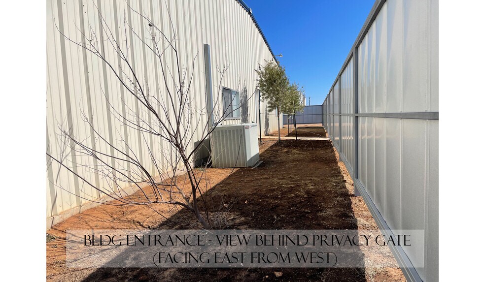 632 Fm 2093, Fredericksburg, TX à louer - Photo de l’immeuble – Image 2 sur 35