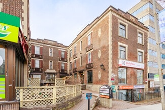 Plus de détails pour 5136 Boul Décarie, Montréal, QC - Logement à vendre