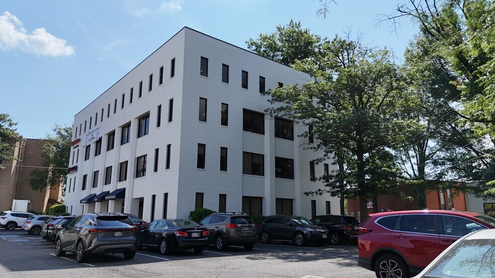 1311 Dolley Madison Blvd, McLean, VA à louer - Photo de l’immeuble – Image 2 sur 13