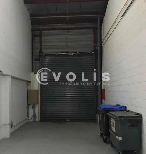 Local d’activités dans Quincy-Voisins à louer - Photo intérieure – Image 3 sur 8