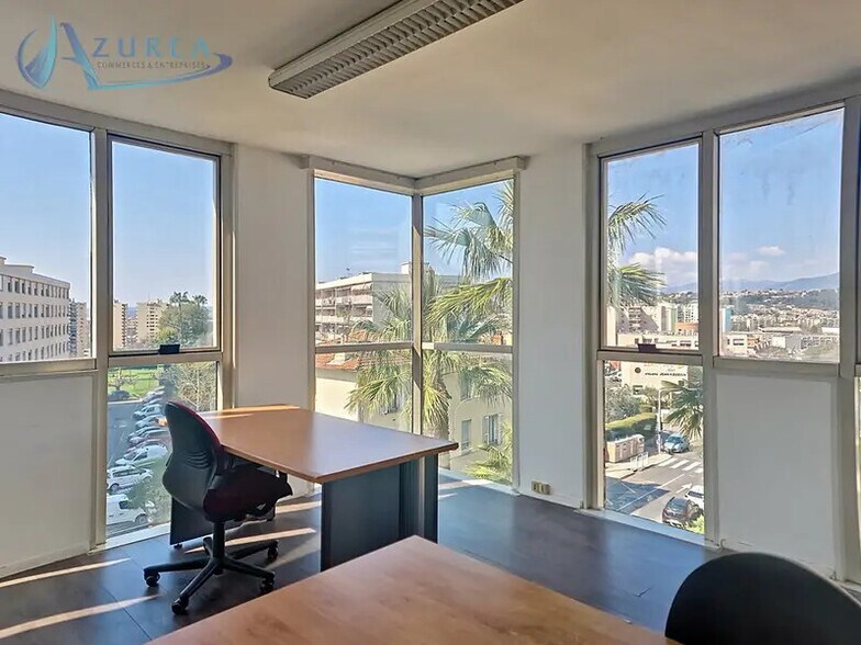 Bureau dans Nice à louer - Photo intérieure – Image 1 sur 5