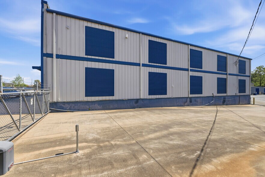 966 Greensboro Rd, Eatonton, GA à louer - Photo de l’immeuble – Image 3 sur 67