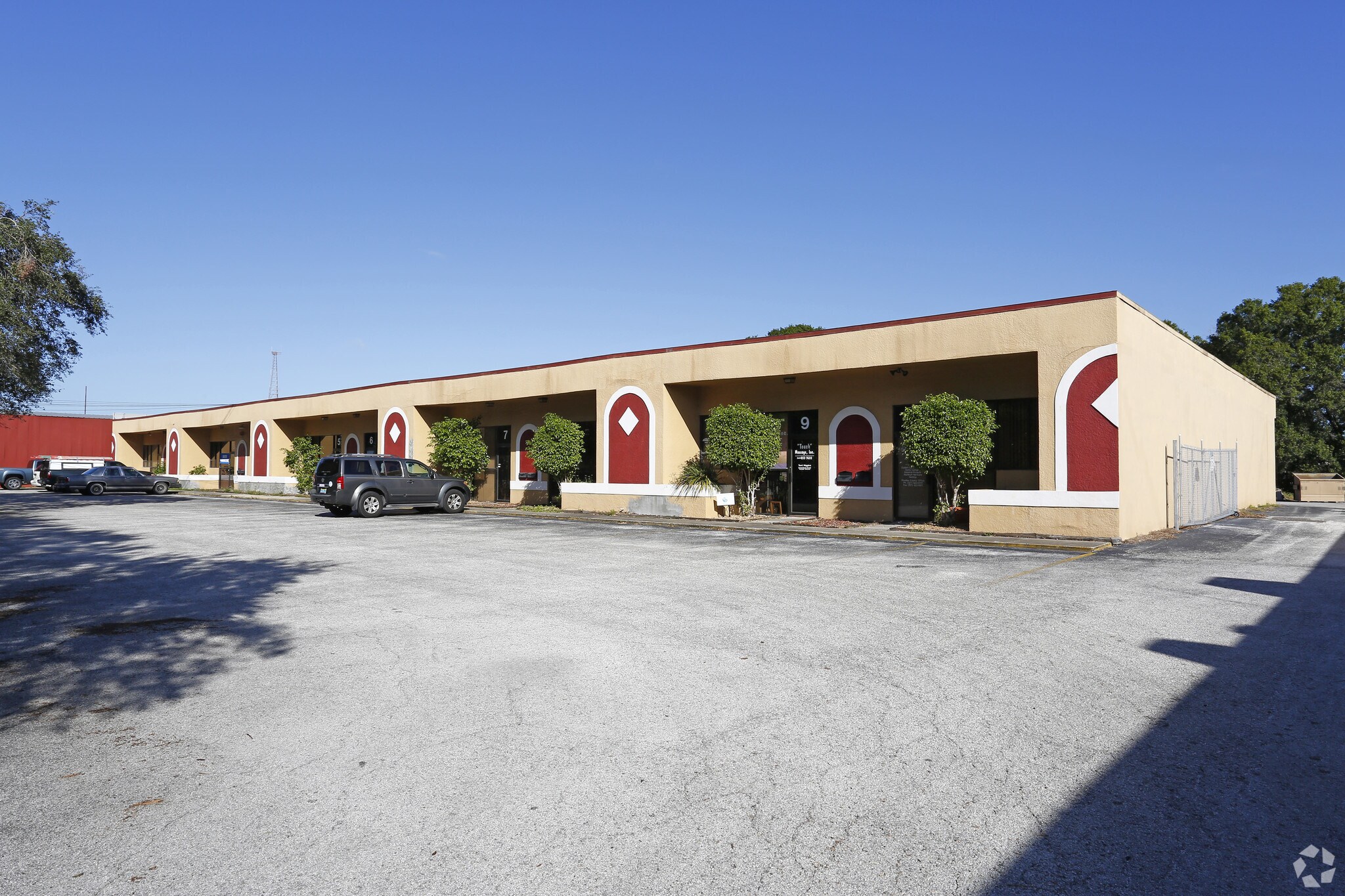 3135 39th Ave N, Saint Petersburg, FL à louer Photo principale– Image 1 sur 12