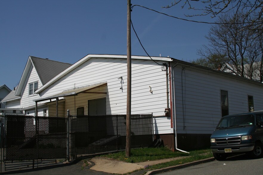 29 Summit Ave, Clifton, NJ à vendre - Photo de l’immeuble – Image 2 sur 2