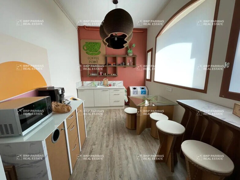 26 Allée Aimée De La Rochefoucauld, Tours à louer - Photo de l’immeuble – Image 3 sur 14