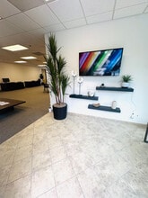 23 Mauchly, Irvine, CA à louer Photo intérieure– Image 2 sur 9