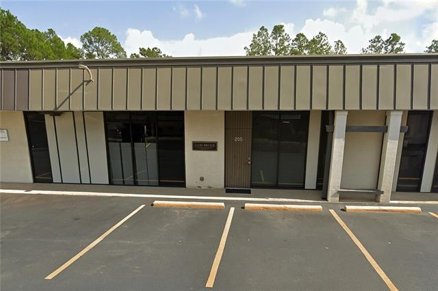 208 Highland Park Plz, Covington, LA à louer Photo de l’immeuble– Image 1 sur 4