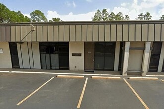 208 Highland Park Plz, Covington, LA à louer Photo de l’immeuble– Image 1 sur 4