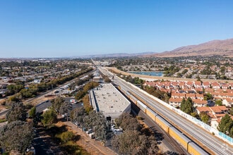 386-404 Railroad Ct, Milpitas, CA - VUE AÉRIENNE  vue de carte