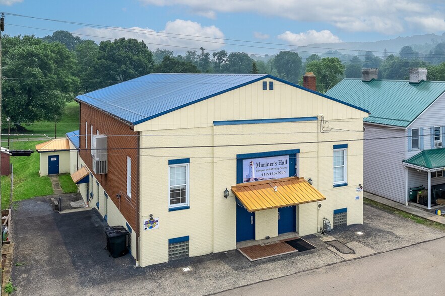 13 Wharf St, Dunlevy, PA à vendre - Photo principale – Image 1 sur 12