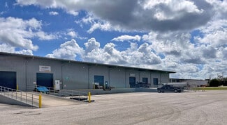 Plus de détails pour 2915-2983 Carrier Ave, Sanford, FL - Industriel/Logistique à louer