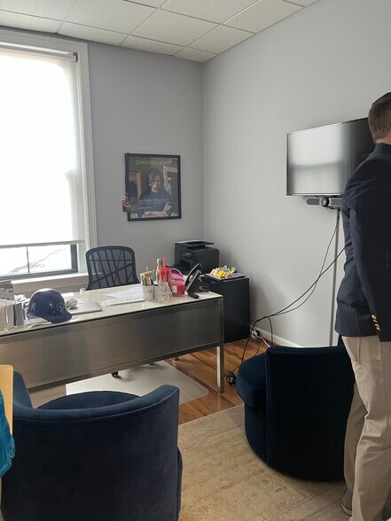 3107-3109 M St NW, Washington, DC à louer - Photo intérieure – Image 3 sur 22