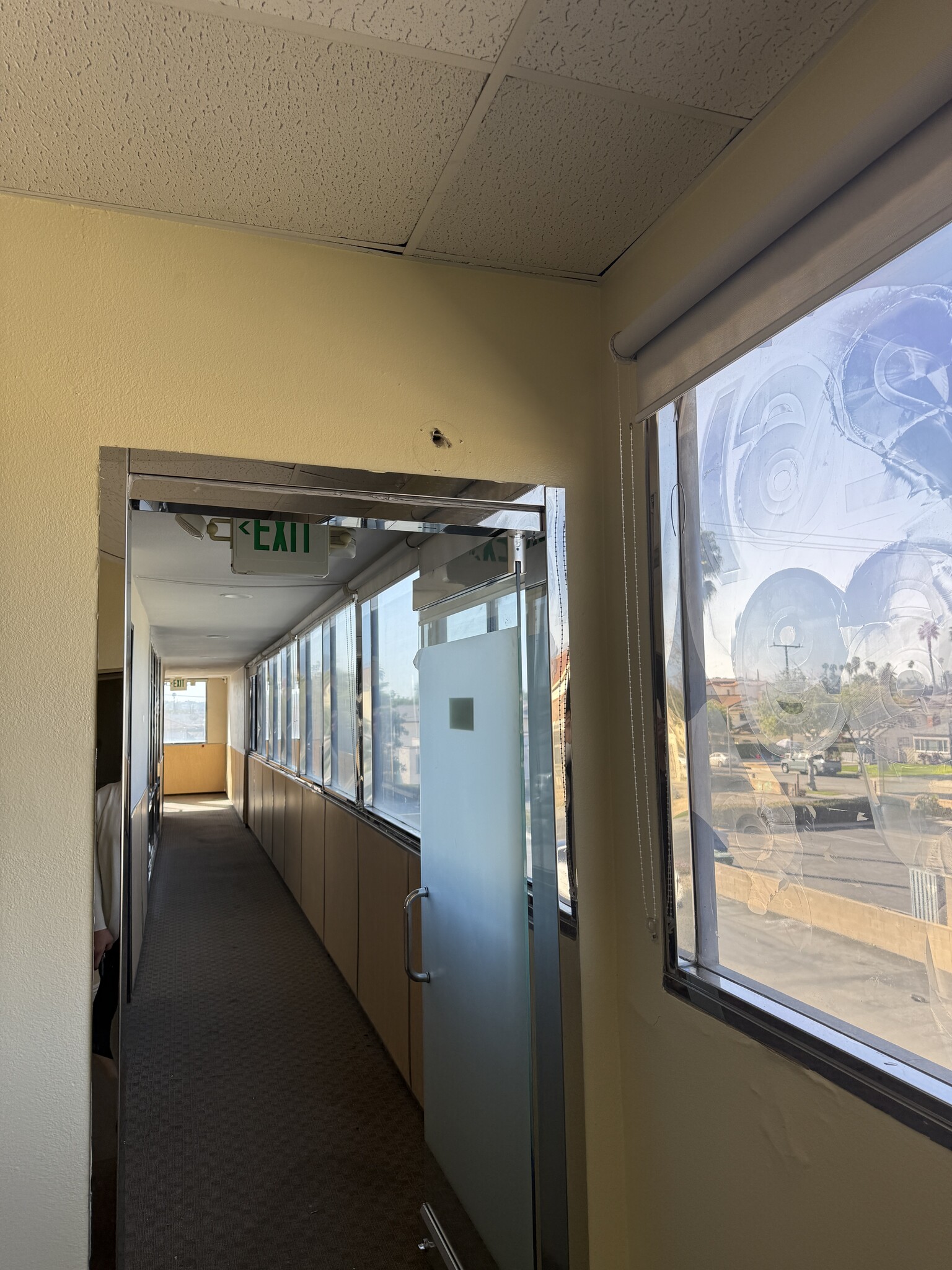 30 W Valley Blvd, Alhambra, CA à louer Photo intérieure– Image 1 sur 5